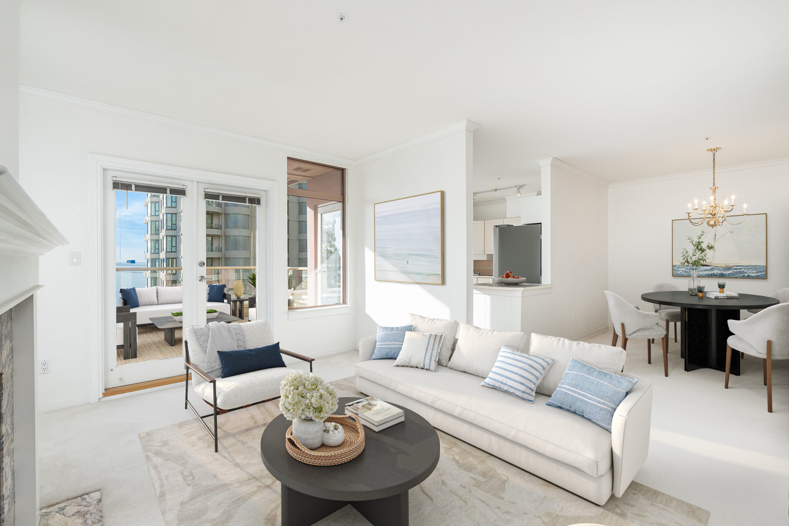 #302 – 2271 Bellevue Avenue